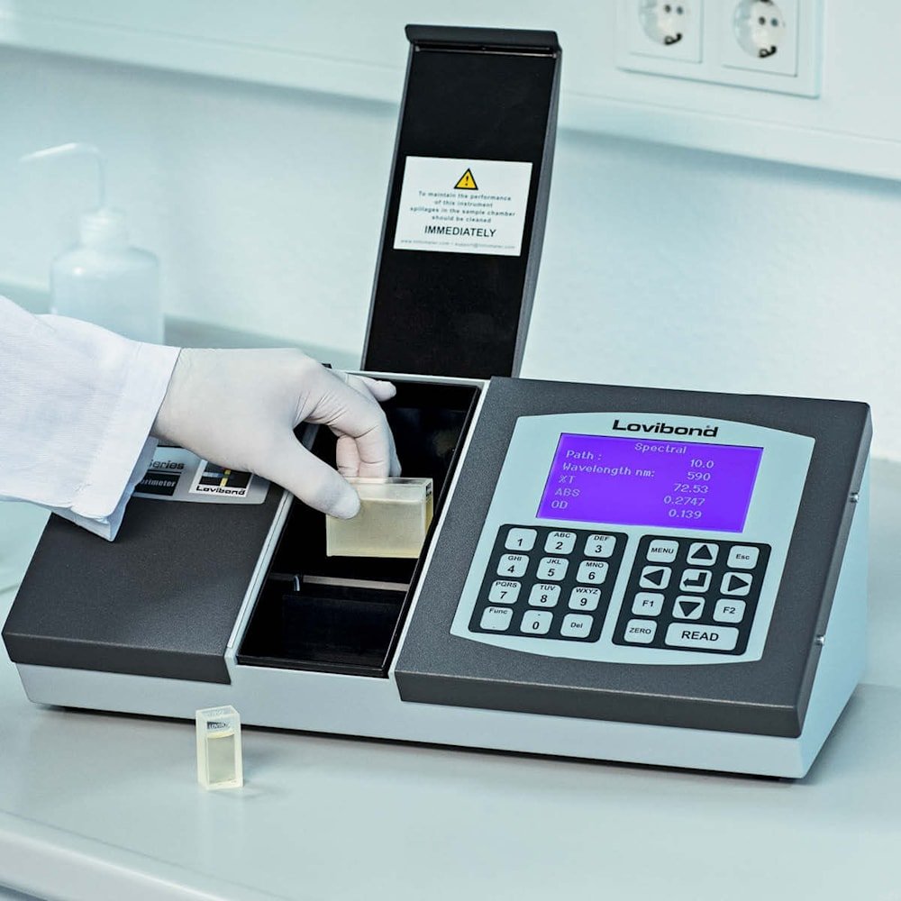 Lovibond PFXi-195/2 - Spectrophotometric Colorimeter Color Measurement w/Remote Calibration for Petroleum Oils & Fats 5 Lovibond PFXi-195/2 - Spectrophotometric Colorimeter Color Measurement w/Remote Calibration for Petroleum Oils & Fats - Image 5