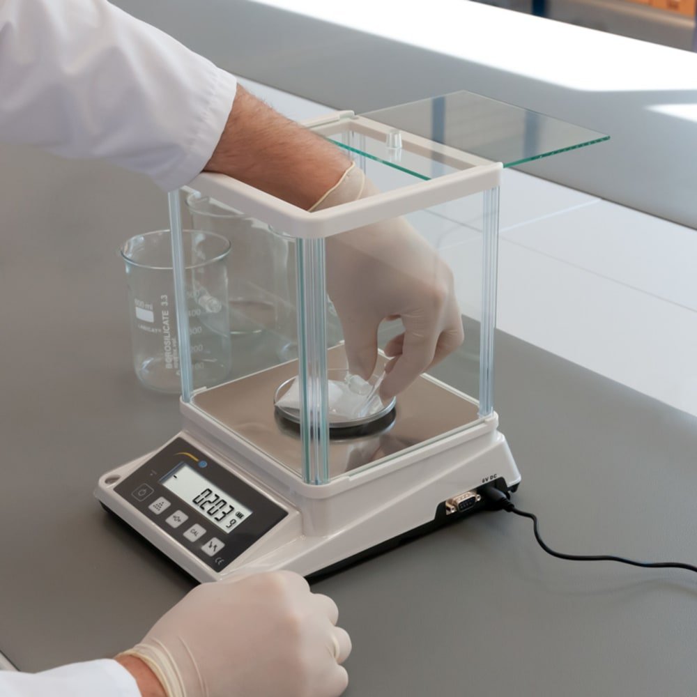 PCE Instruments PCE-BSK 310 - Laboratory Balance with Counting Function (310 g) 4 PCE Instruments PCE-BSK 310 - Laboratory Balance with Counting Function (310 g) - Image 4
