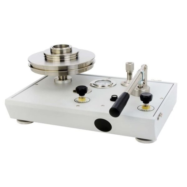 Fluke P3014-MPA-P Air Deadweight Tester Single PCU with Pump